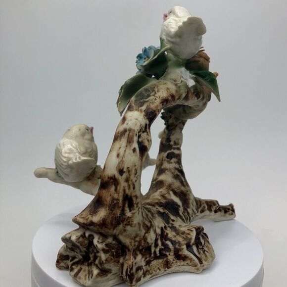 Capodimonte Italy Porcelain Mama Bird & Baby Birds Just Hatched Figurine 1980s - Picture 8 of 16